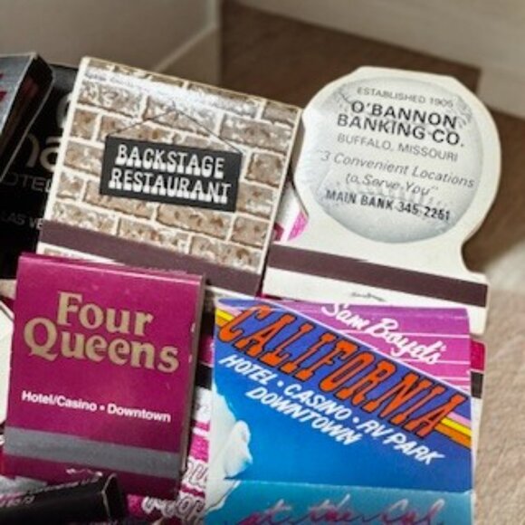 Vintage Las Vegas Matchbook Lot Stardust Mint Maxim Fremont 37 Most Are Unstruck - Picture 4 of 15